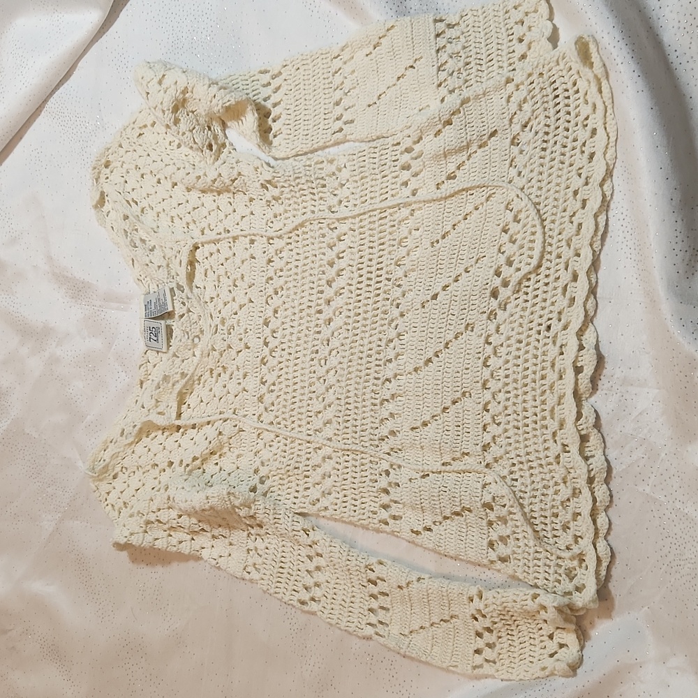 725 originals top for girls size large